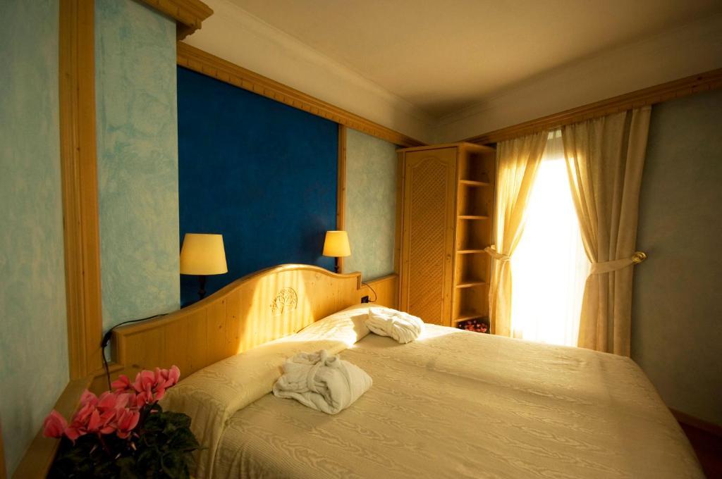 Active Hotel Ancora Predazzo Ruang foto